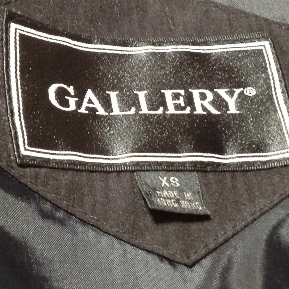 Gallery Black Drawstring Waist Lining Jacket - image 7